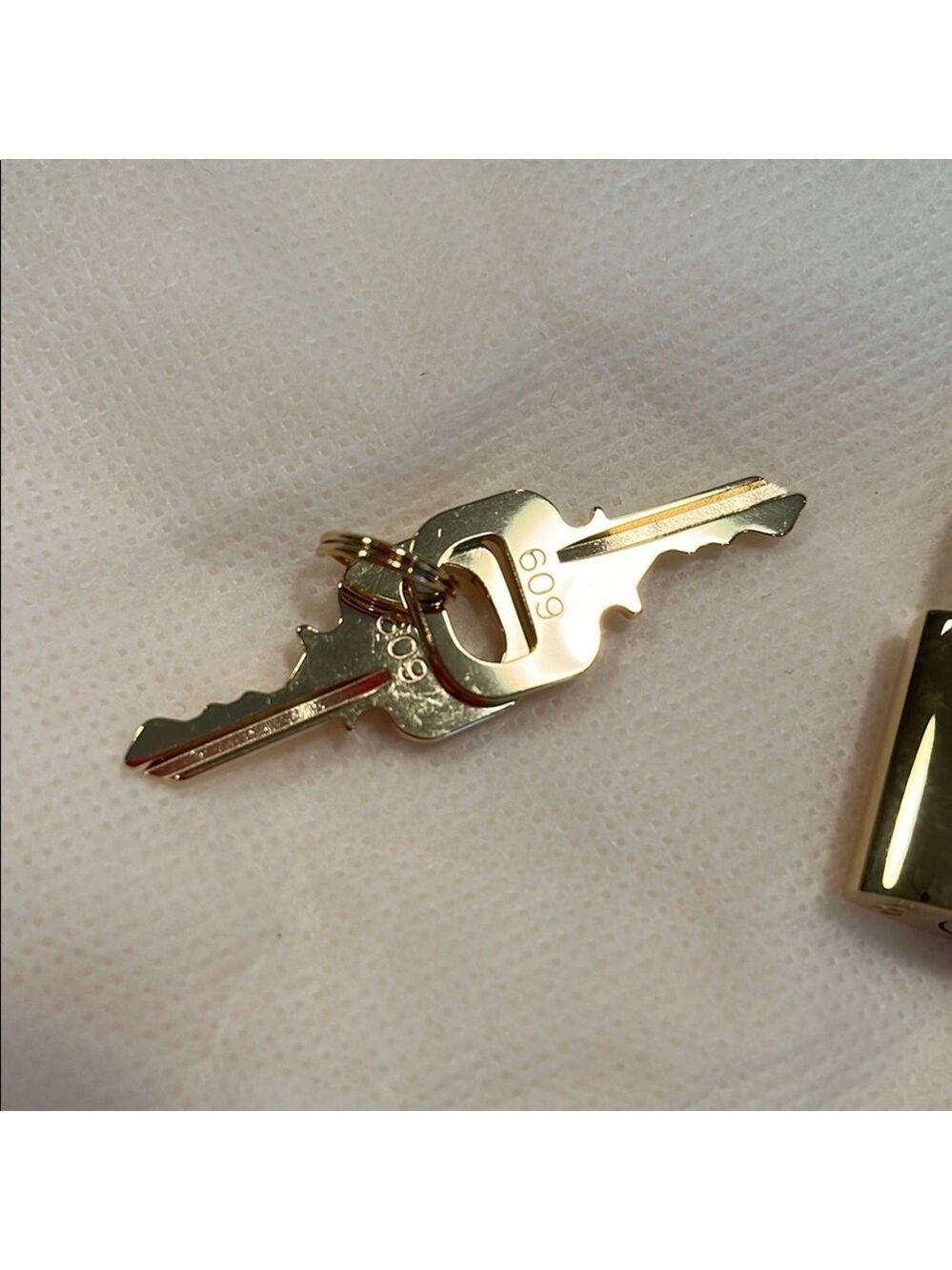 Louis Vuitton Shiny Gold Lock and Key Set #609 - Picture 4 of 12